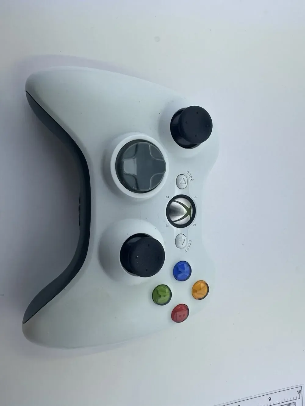 Official Microsoft Xbox 360 White Wireless Controller Authentic OEM New Thumb St